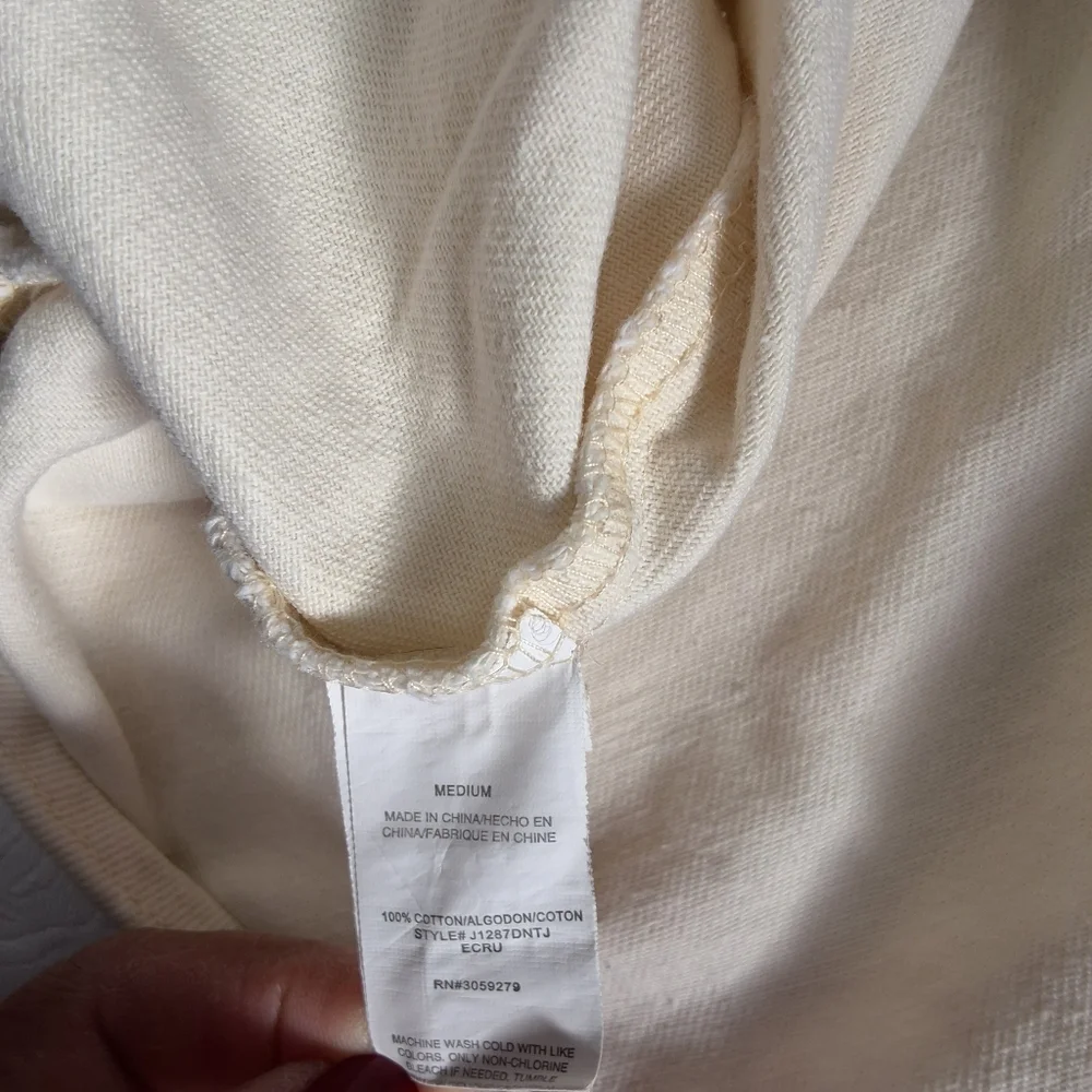Thread & Supply Pastel Yellow Button Down Shirt Size M . - Picture 8 of 8